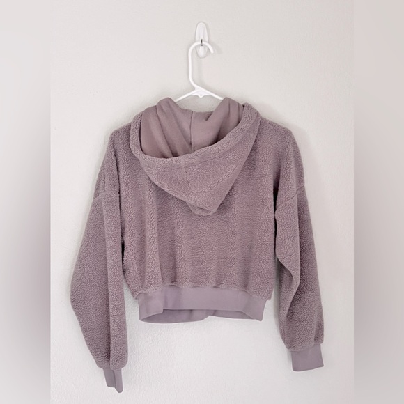 Jonesboro Sweatshirt & Sweatpants - Picture 2 of 4